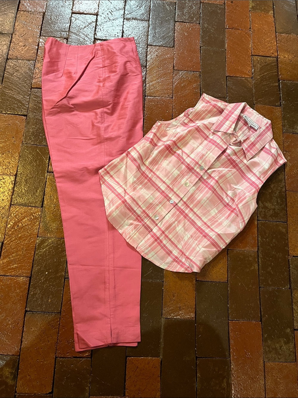 Women Pants set/size 4 pants/size 6 top/ELLIOTT LAUREN 2025